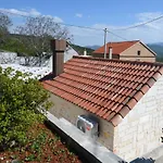 Villa Lady Stone