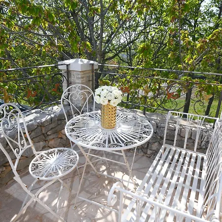 Lady Stone Villa *