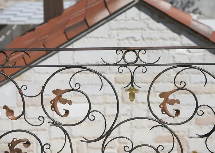 Lady Stone Vila Lovreć