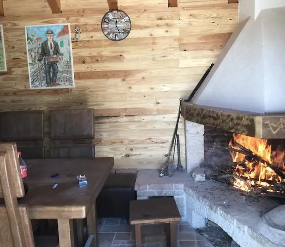 Lady Stone 别墅 Lovreć